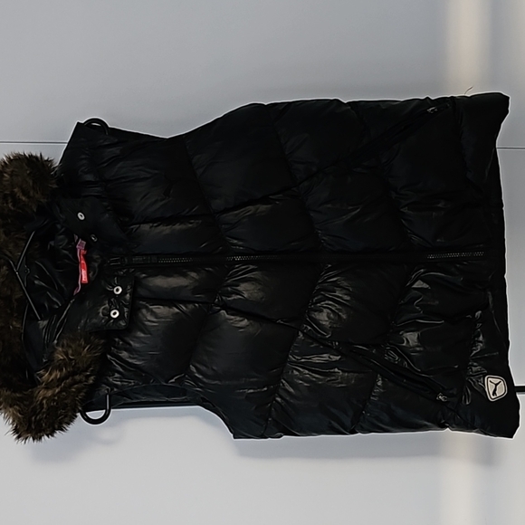 Puma black puff cropped vest - Size L - Picture 4 of 9